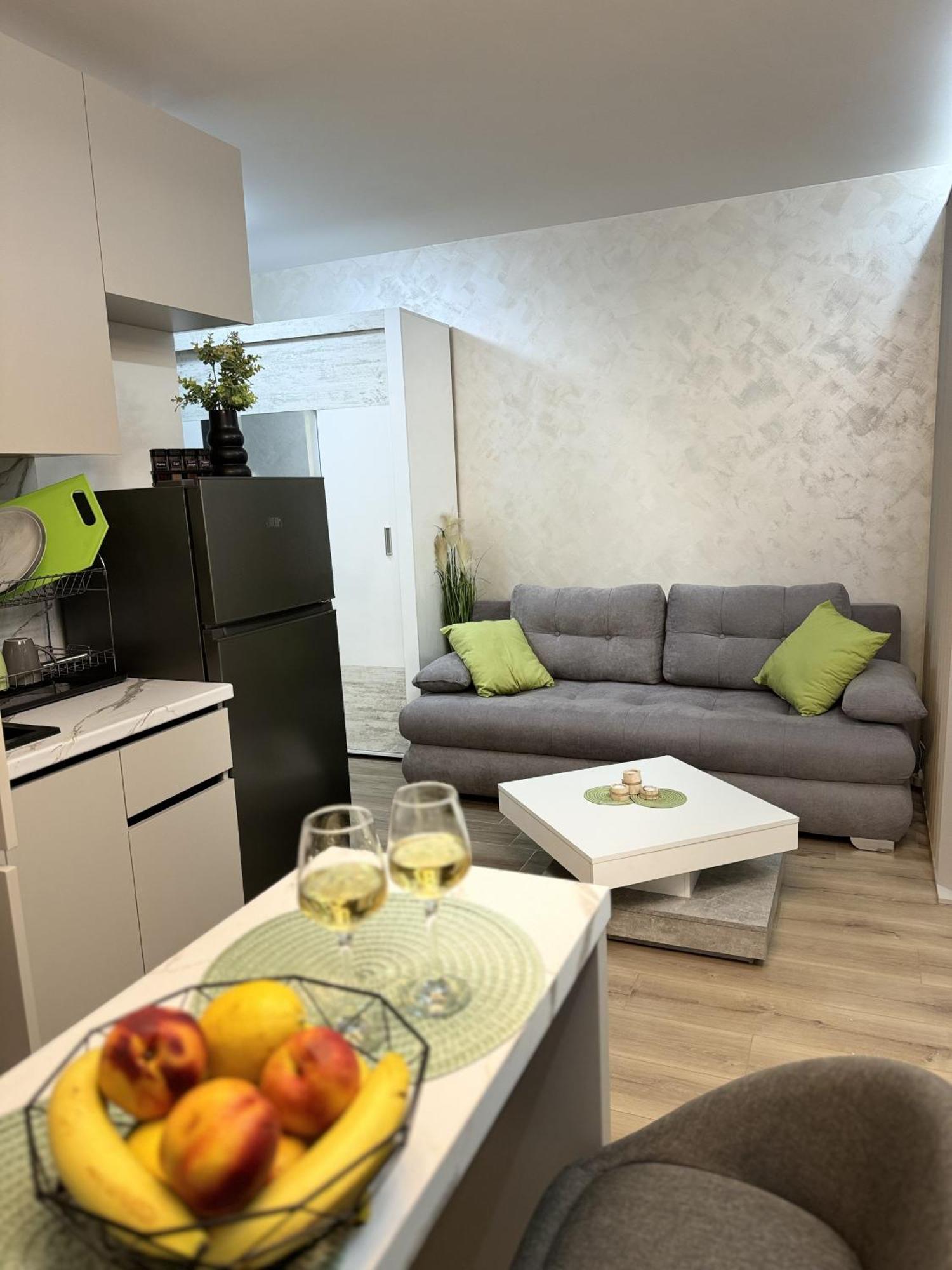 Апартаменти Mg Homes *
